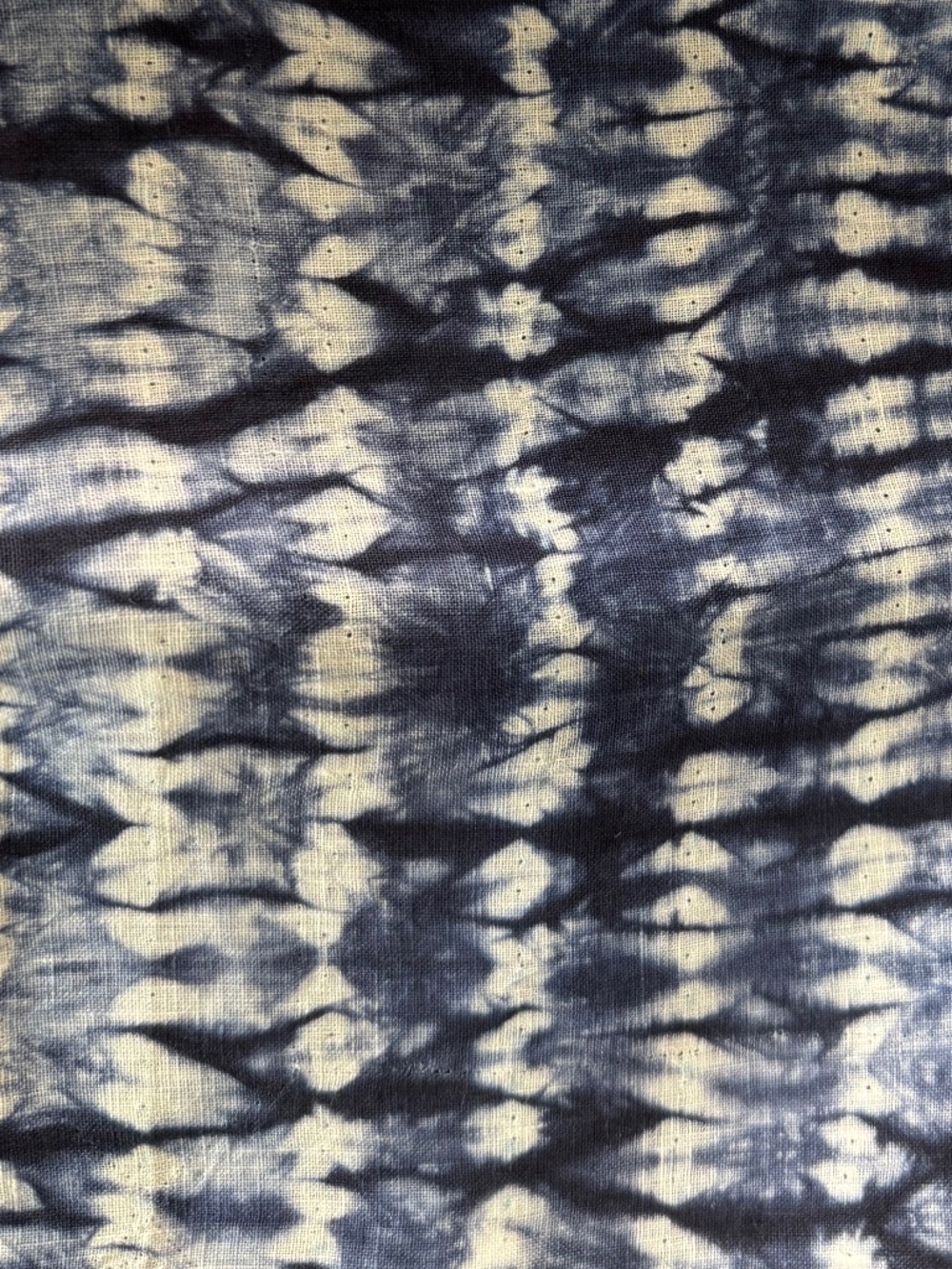 NWOT, ROOST FABULOUS 100% LINEN TAKAMI TIE DYE NAPKINS IN BLUE TONES, SET OF 4.